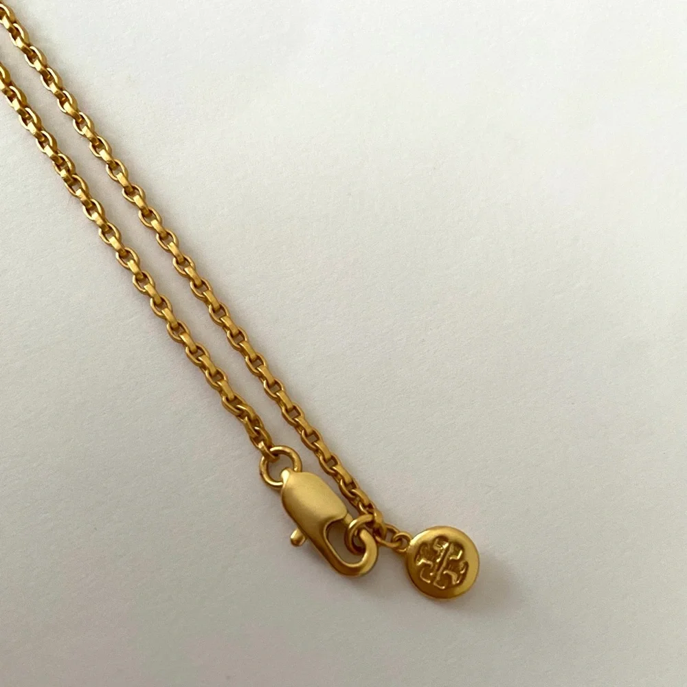 NWOT Tory Burch Semi-Precious Gold Tone Blue/Green Lapis Logo Pendant Necklace